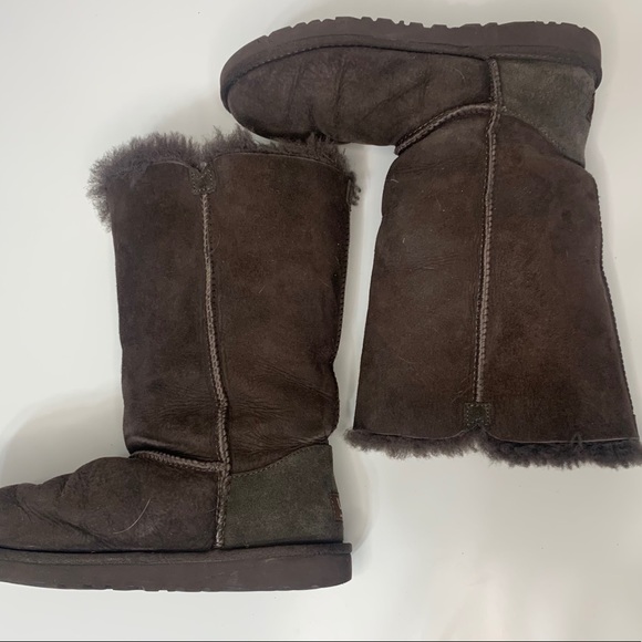 UGG Bailey Button Triplet Chocolate Boots - Picture 7 of 10
